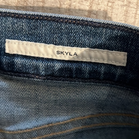 Size 25 ladies Citizens of Humanity jeans. EUC - Picture 3 of 8